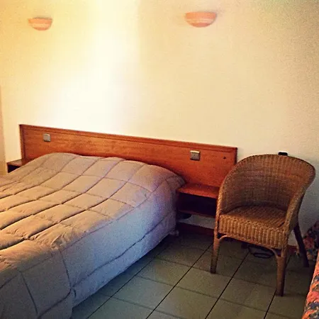 Les Vieilles Pierres Hotell