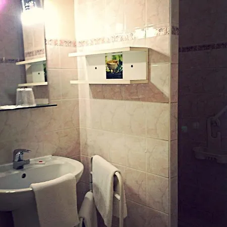Hotel Les Vieilles Pierres *